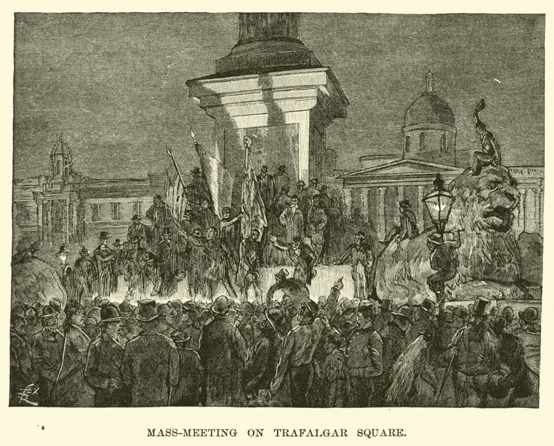 Massenversammlung auf dem Trafalgar Square von American School