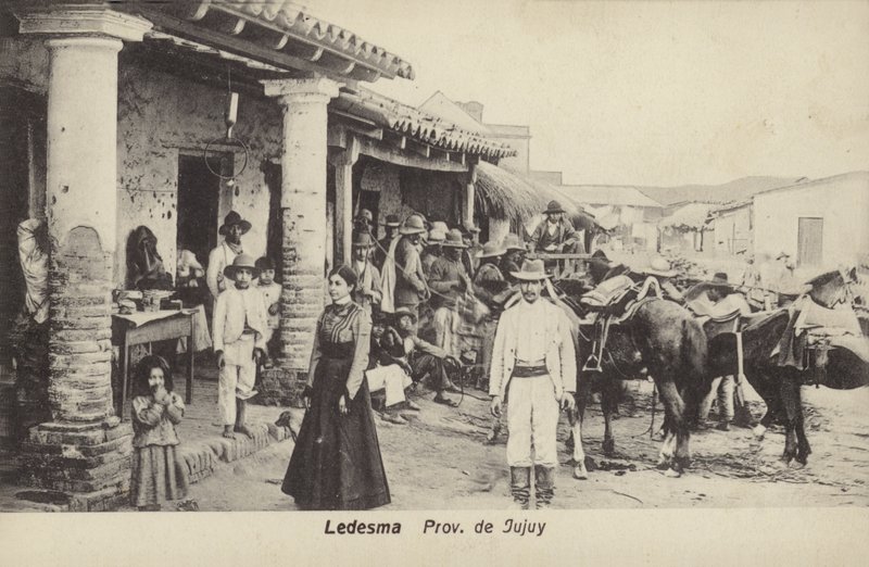 Straßenszene, Ledesma, Provinz Jujuy, Argentinien von Argentinian Photographer