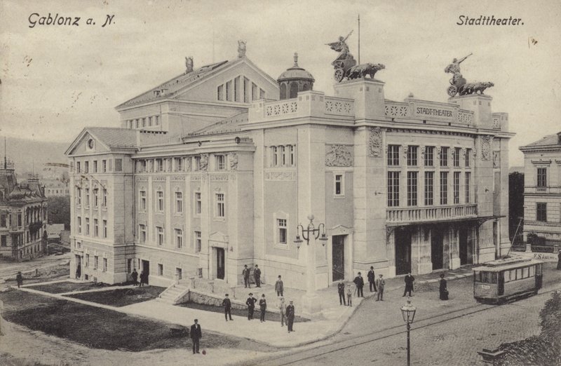 Theater, Gablonz an der Neisse, Österreich von Austrian Photographer