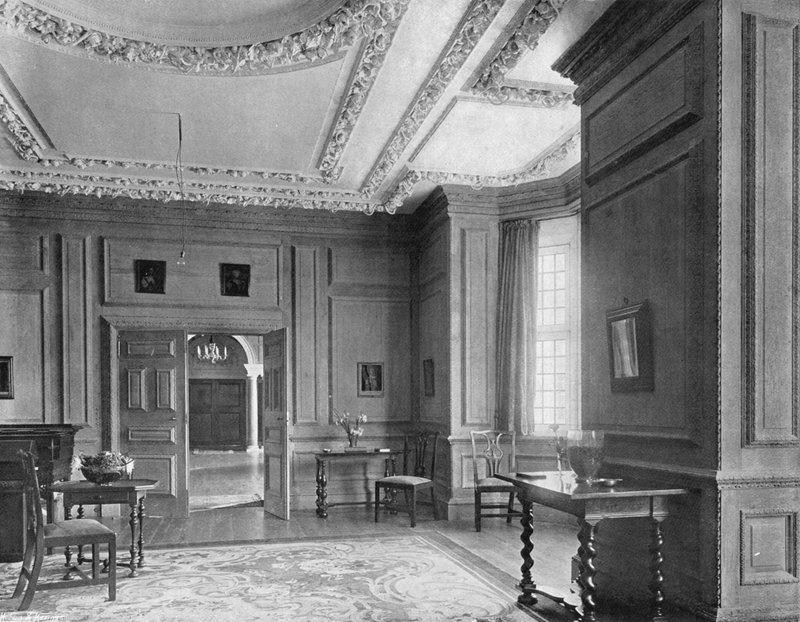 Das Wohnzimmer von Charles Latham