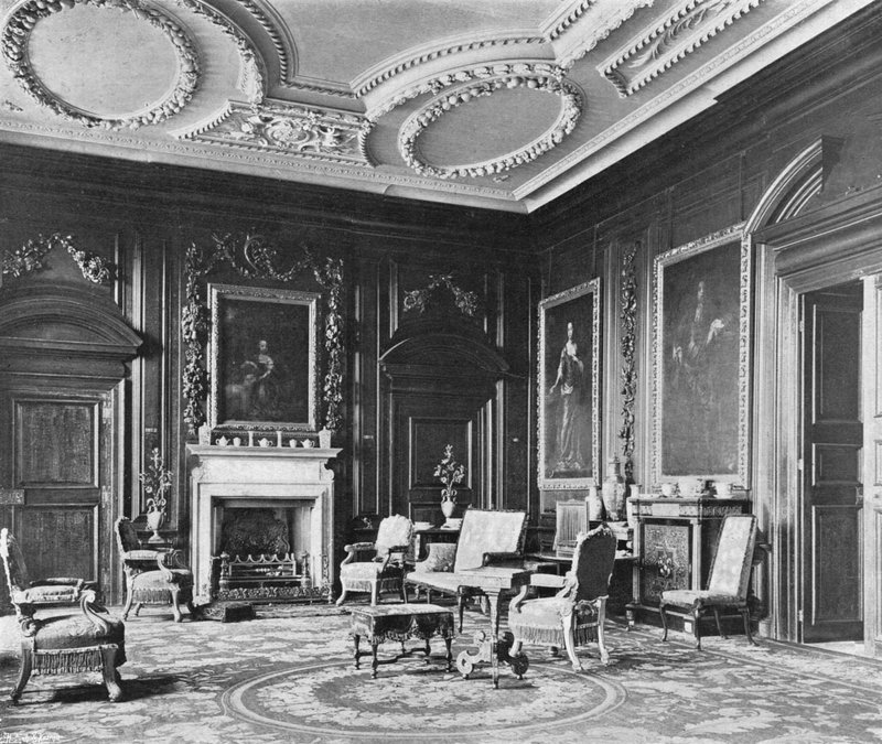 Das Ostende des Salons von Charles Latham