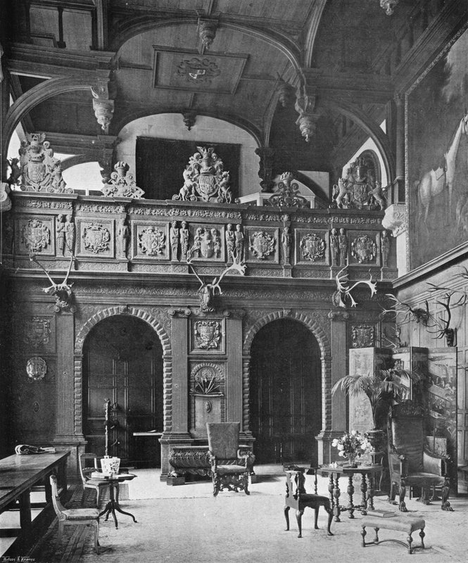 Der Bildschirm und die Galerie der Halle von Charles Latham