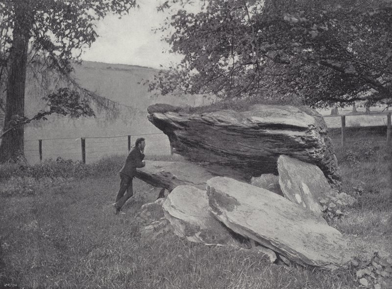 Druidenaltar, Cloyne von English Photographer