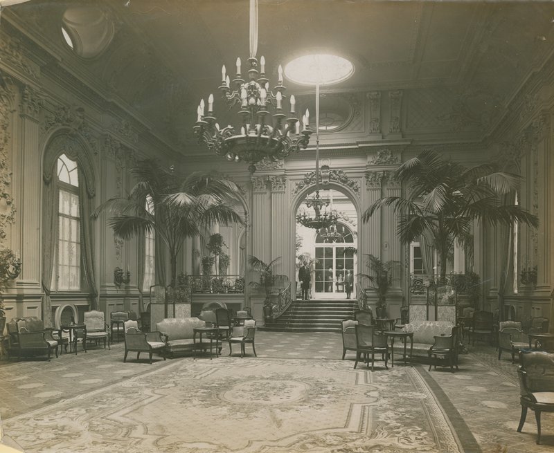 Lobby des Cecil Hotel, London von English Photographer
