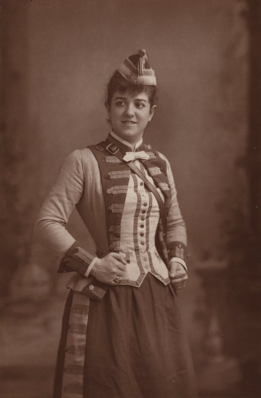 Mademoiselle Zelie de Lussan von English Photographer