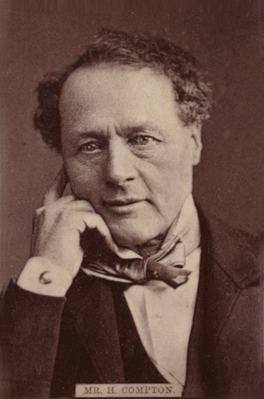 Mr. H. Compton von English Photographer