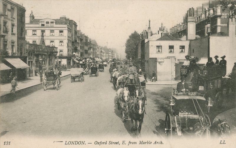 Oxford Street, Ost von Marble Arch von English Photographer