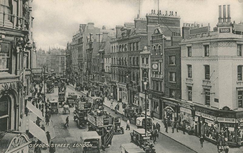 Oxford Street, London von English Photographer