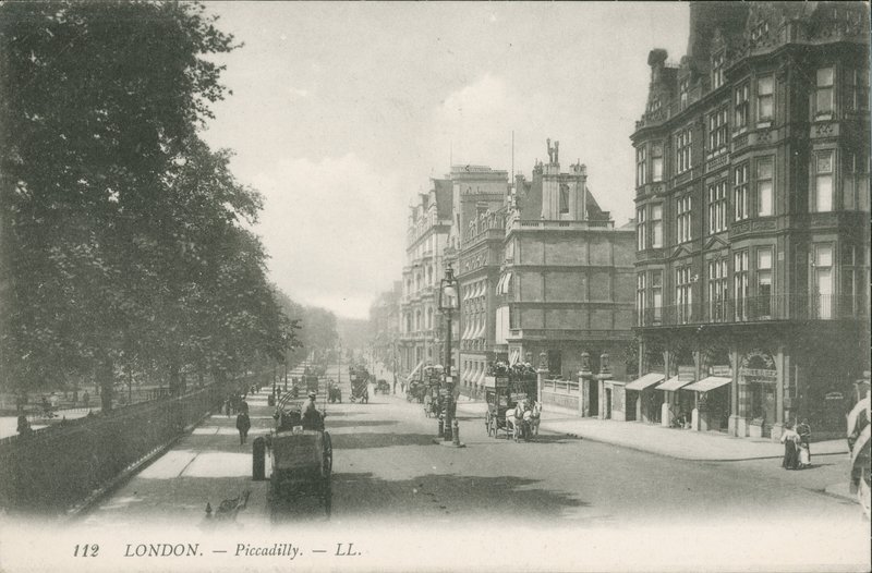 Piccadilly, London von English Photographer