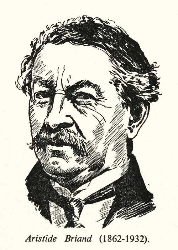 Aristide Briand von English School