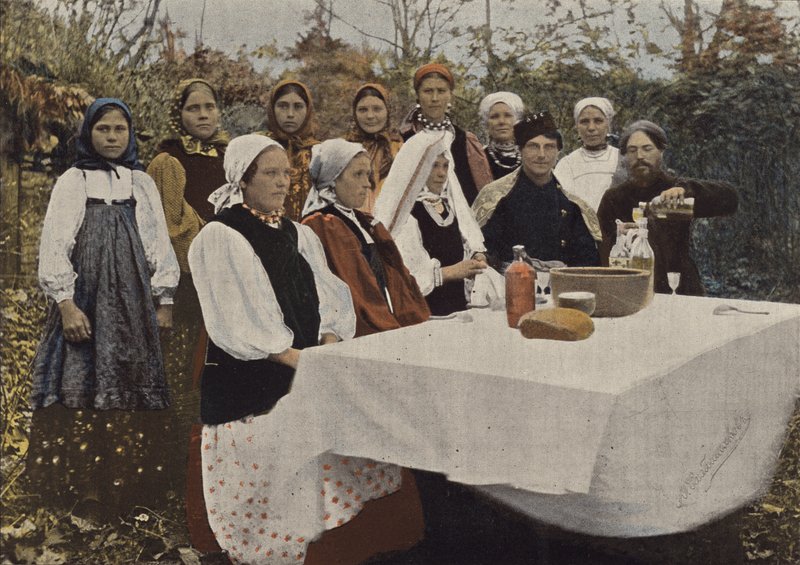 Russische Hochzeit im Dorf von European Photographer