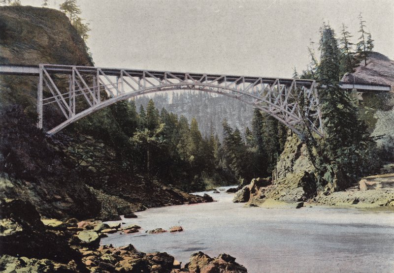 Brücke über den Lachsfluss, Britisch-Kolumbien von European Photographer