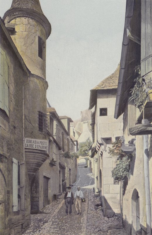 Turenne, Straße zum Schloss von French Photographer