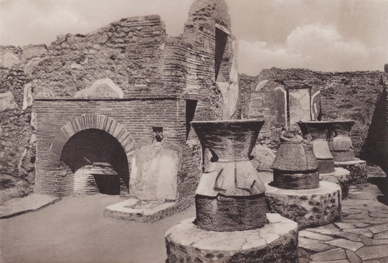 Forno e Mulini, Owen und Mühle von Italian Photographer