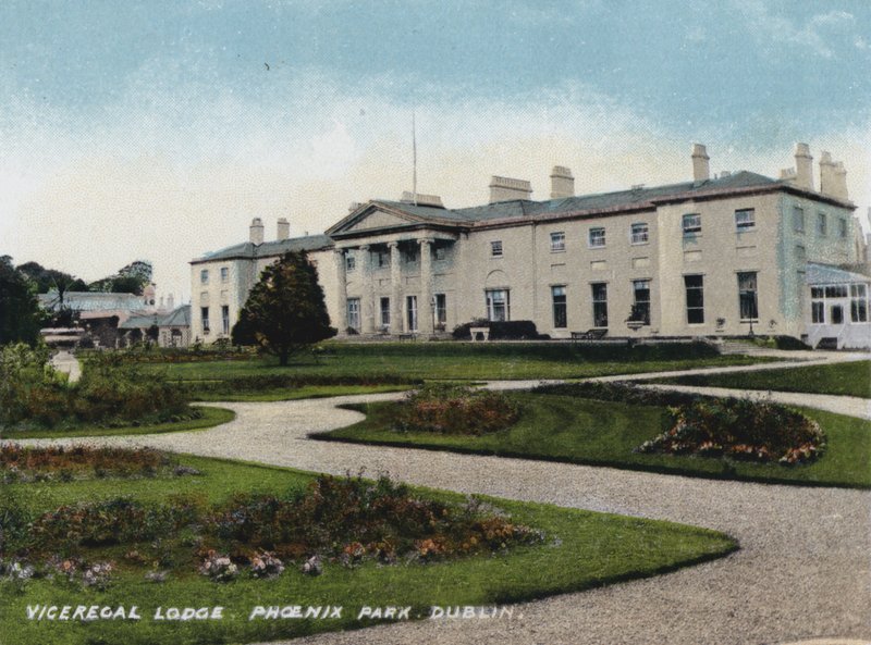 Vizekönigliche Lodge, Phoenix Park, Dublin von Photographer Irish